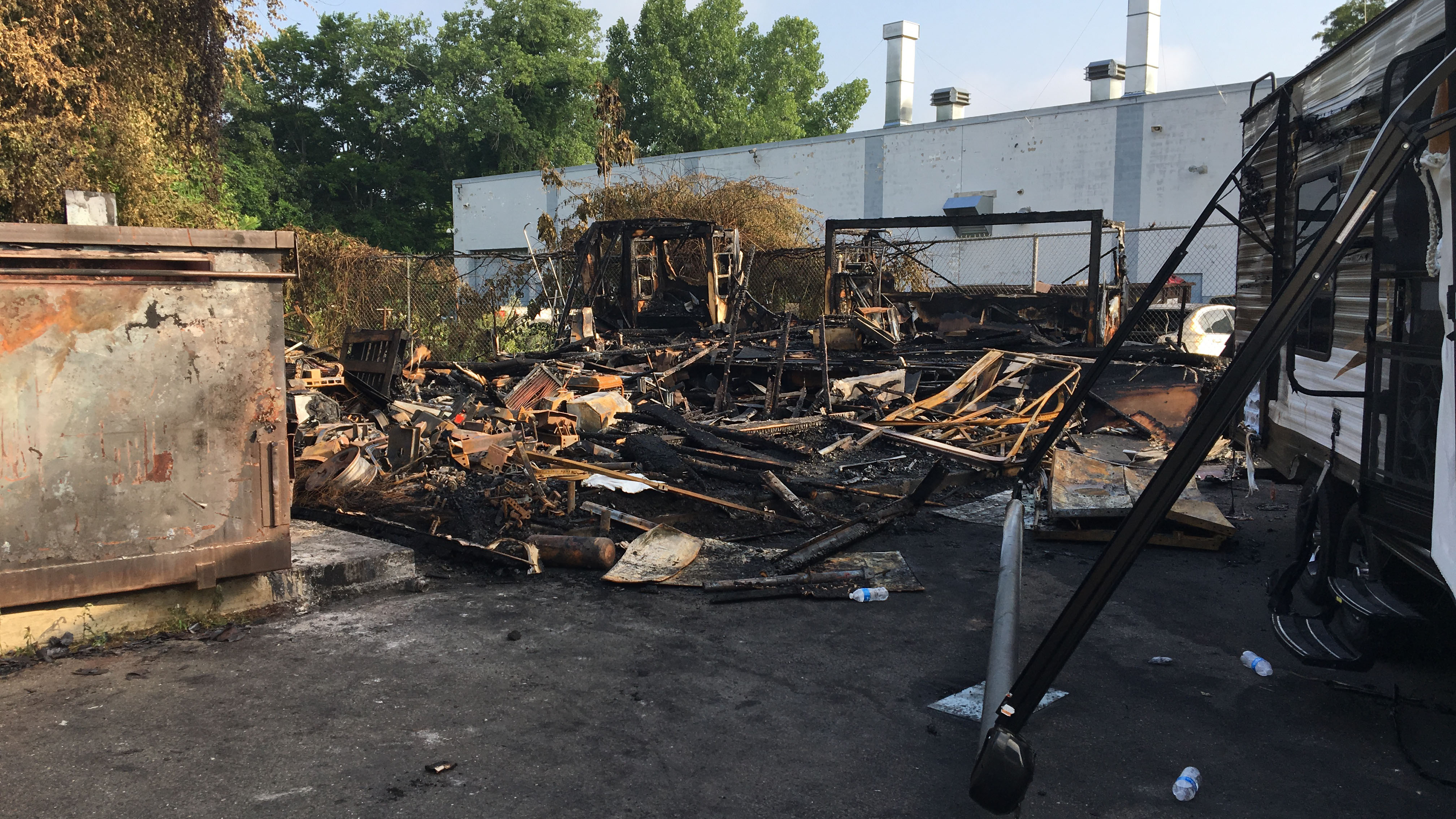 2 Campers, 2 Vehicles Damaged in Fire at RV Center in South Windsor