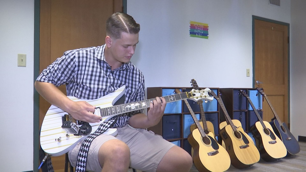 Teen Refurbishes Guitars for Veterans, Active Duty Military