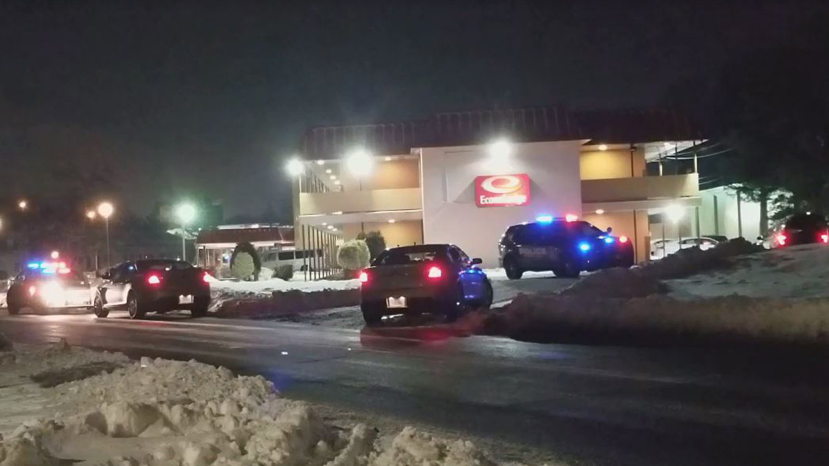 Police Respond to Econo Lodge in West Haven
