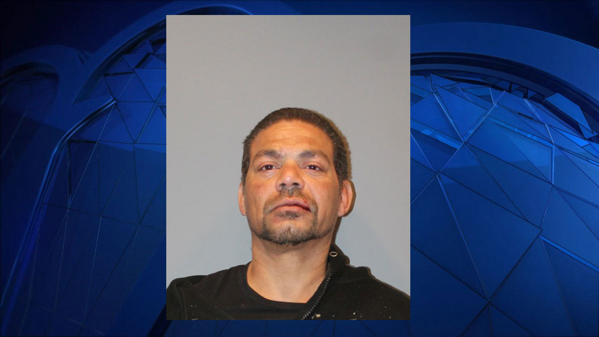 Man Brandishing Rifle, Making Threats Outside of Stratford Liquor Store Arrested