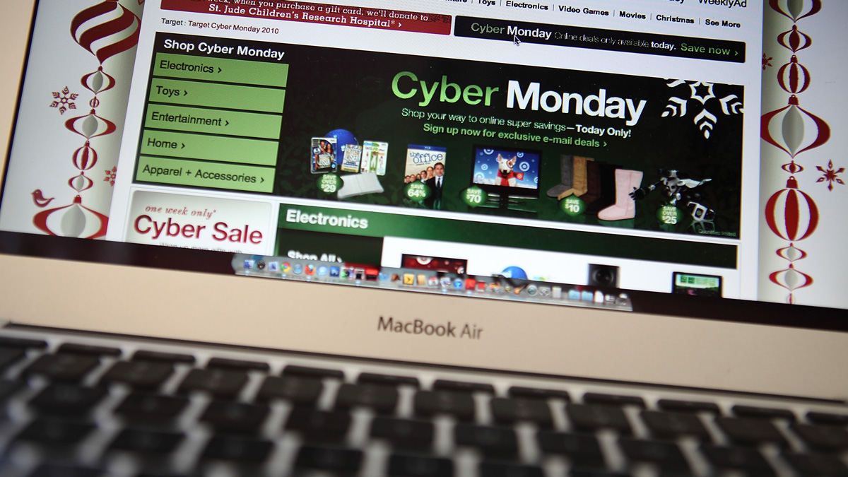 How to Keep Accounts Safe on Cyber Monday